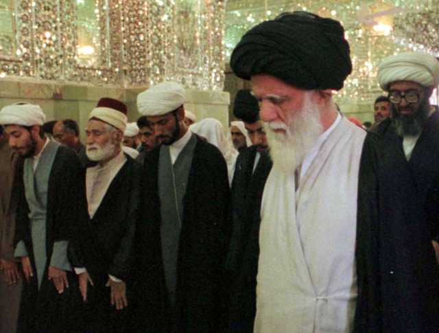 مصدر لـبغداد اليوم: إيران تبدأ انتاج فيلم عن حياة المرجع محمد صادق الصدر