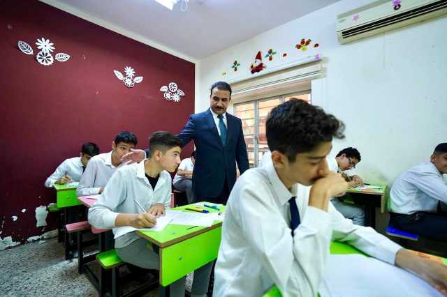 التربية تحدد موعد إعلان نتائج الثالث المتوسط وتدرس تقديم الامتحانات بسبب الصيف