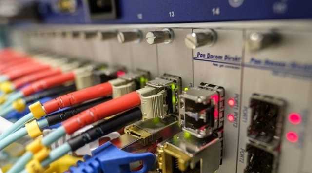الاتصالات تنفي إطفاء خدمة الإنترنت في بعض المدن