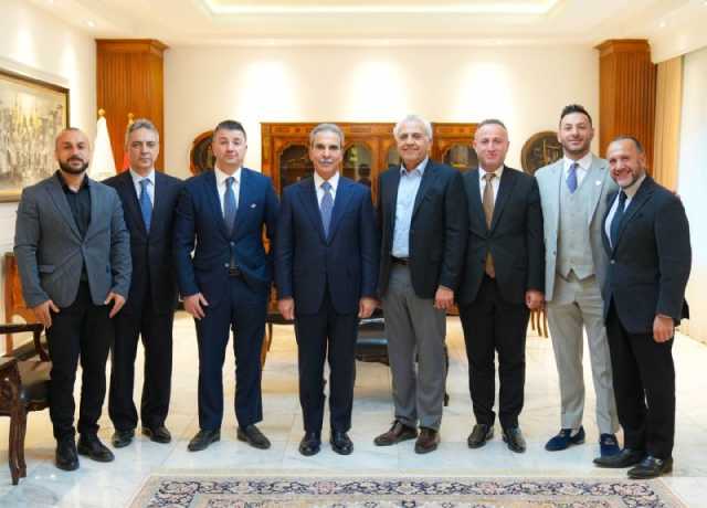 زيدان يستقبل وفداً من الجالية العراقية في أمريكا