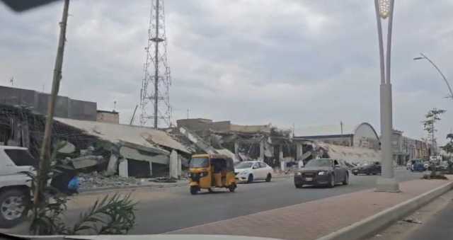 مواطنة تقاضي محافظ البصرة ومدير البلدية بعد هدم بنايتها في شارع الوفود