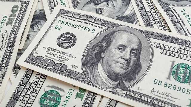 الدولار يحافظ على استقراره قبيل قرار الاحتياطي الاتحادي