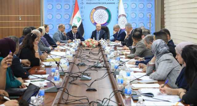 التخطيط تدعو الوزارات والجهات إلى الإسراع في تقديم مشاريع وخطط العام المقبل