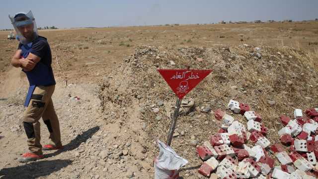 الصليب الأحمر: العراق طهر ثلثي المساحات الملوثة بالألغام والمخلفات الحربية