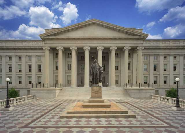 الخزانة الأميركية تحذر بشأن التدخل في العملة بعد ارتفاع الين