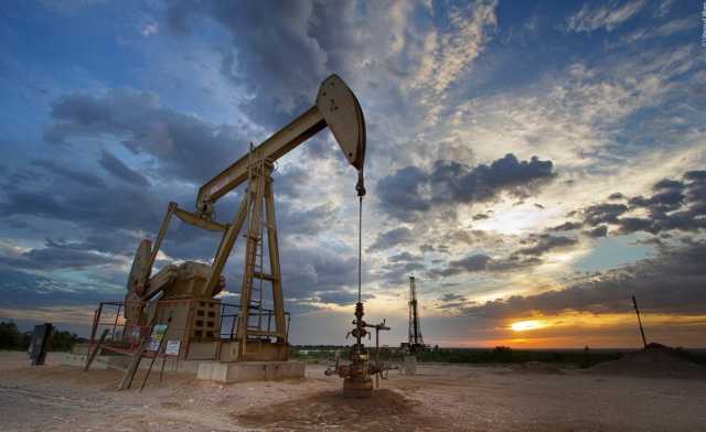 أسعار النفط تواصل التراجع لليوم الثاني على التوالي