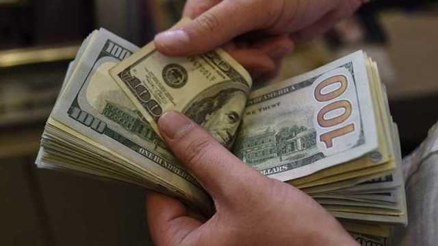 انخفاض جديد للدولار أمام الدينار العراقي في بغداد