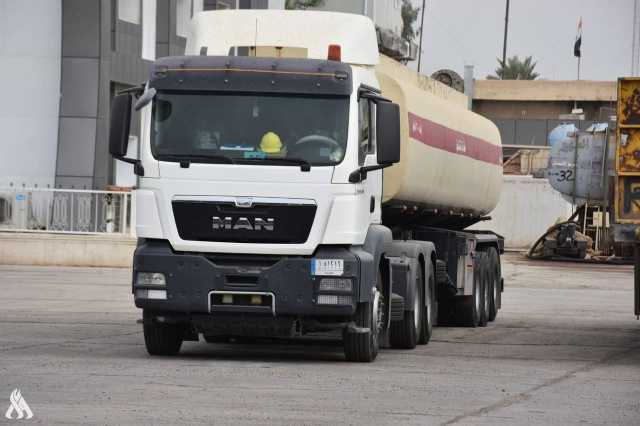 المنتجات النفطية تبحث تطوير نظام تتبع المركبات الحوضية (GPRS)
