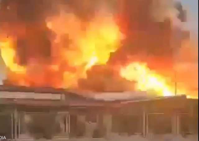 انفجار كبير بميناء بندر عباس جنوبي إيران