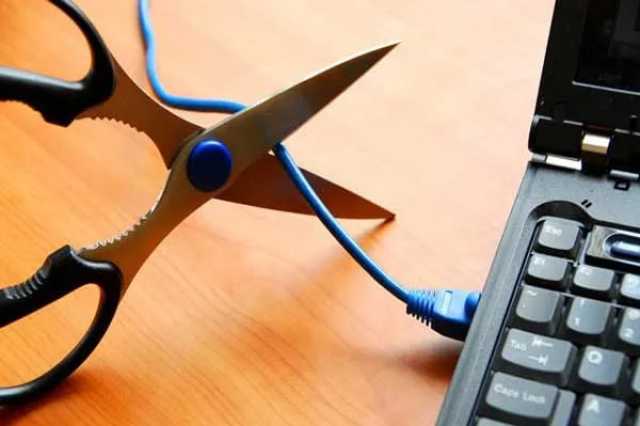 الاتصالات تقرر قطع الإنترنت ساعتين خلال امتحانات المتوسطة
