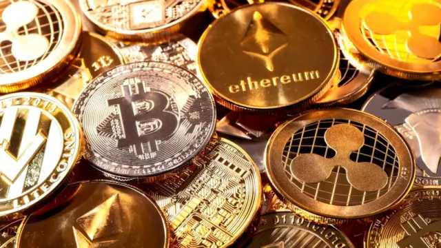تفاؤل تجاري يدفع العملات المشفرة للارتفاع.. بيتكوين تتجاوز 105 آلاف دولار