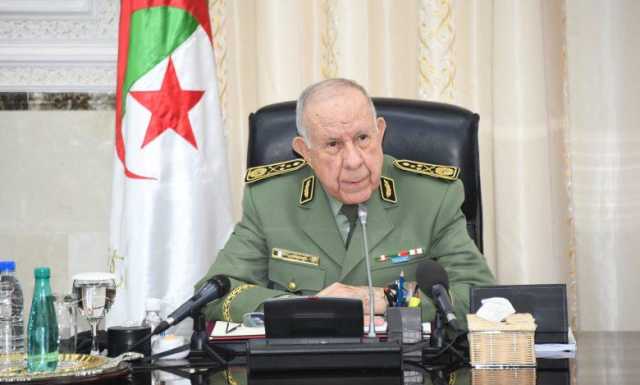 'الجيش في استعداد لمواجهة أي خطر يمس الجزائر'
