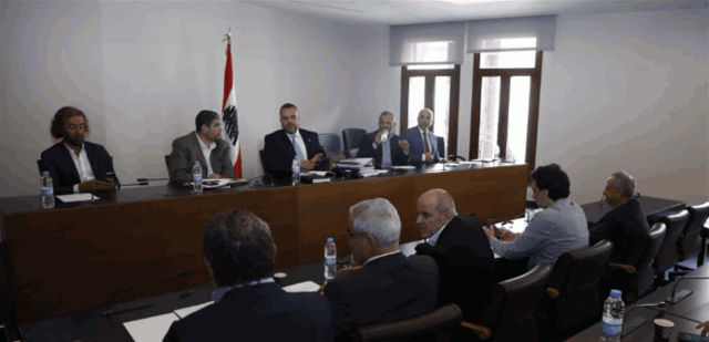 فرعية الاشغال والنقل والطاقة والمياه اطلعت على اقتراح القانون التنظيمي لقطاع المرافئ والموانئ التجارية