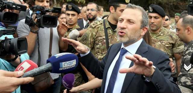 حزب الله يطالب باسيل بحسم موقفه قبل تقاعد عون