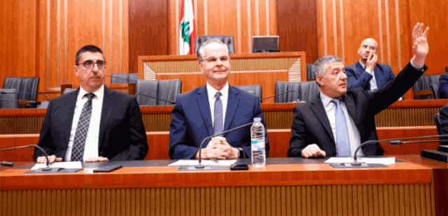 الإدارة والعدل ناقشت ملف النازحين.. حجار: هناك تراخٍ في تطبيق القرارات