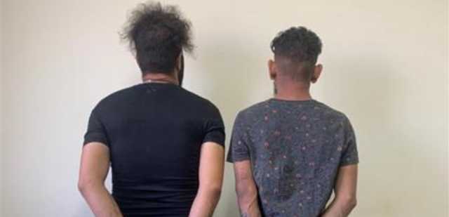 يُروّج المخدّرات في صور... هكذا القي القبض عليه وعلى أحد زبائنه