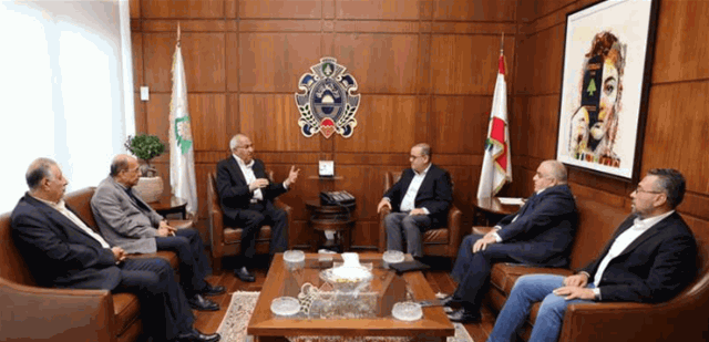 البيسري عرض مع زواره لأوضاع ​المخيمات الفلسطينية