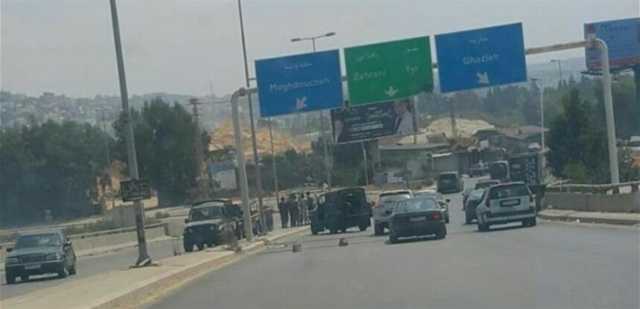 مأساة على أوتوستراد الغازيّة.. هذا ما حصل بين 3 سيارات!