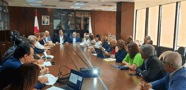 حجار ترأس اجتماعا تنسيقيا لتشكيل خلية للاستجابة لأزمة النزوح