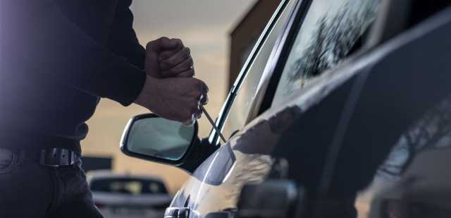 عصابة سرقت سيارة رباعية في طرابلس.. هكذا تم توقيفها