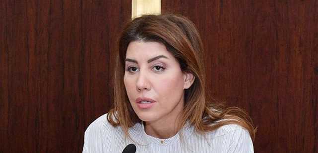 بولا يعقوبيان وزوجها مثل روميو وجولييت... وصور رومانسية من زفافها تُعرض للمرة الأولى!