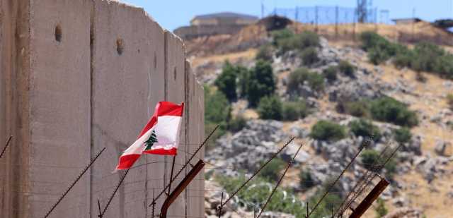 حجب الأنظار عن لبنان وتعزيز النفوذ الإيراني