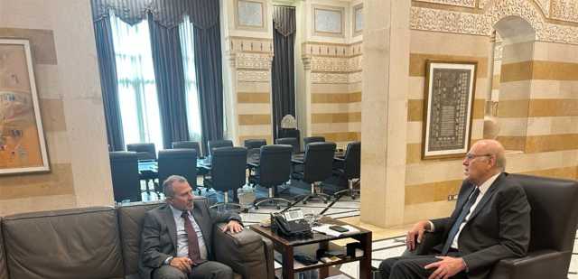 ميقاتي يلتقي باسيل في السرايا