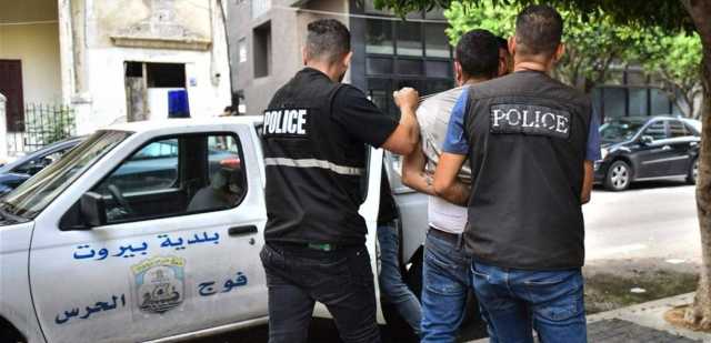 شخص شهر مسدسه في وجه عناصر الدورية فوج حرس بيروت.. وهذا ما جرى معه