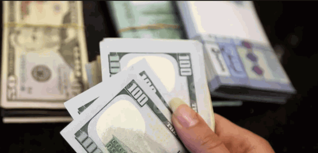 توحيد سعر الصرف وعودة البطاقات المصرفية.. هذا ما ينتظر لبنان في الـ 2024 اقتصاديا