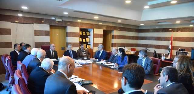 اجتماع للجنة المنبثقة عن اللقاء التربوي وتكليف لجنة مصغرة تحفظ حق المتقاعدين