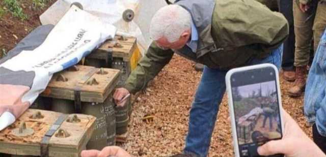 شاهدوا صورته.. مسؤول أميركي يوقع على قذائف قصفت لبنان!