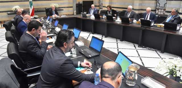 جلسة مرتقبة للحكومة.. واستبعاد أي تبديلات قريبة في واقع الأزمة الرئاسية