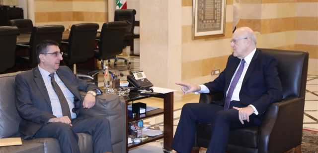 ميقاتي بحث مع حجار في موضوعي القطاع العام وبرنامج أمان