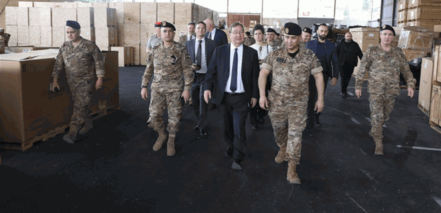 سفير بريطانيا: سنواصل دعم الجيش في لبنان