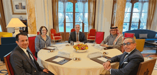 سفراء الخماسية ونهج النأي بالنفس