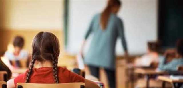 سابقة في المدارس الخاصة.. لا امتحانات من دون بطاقات