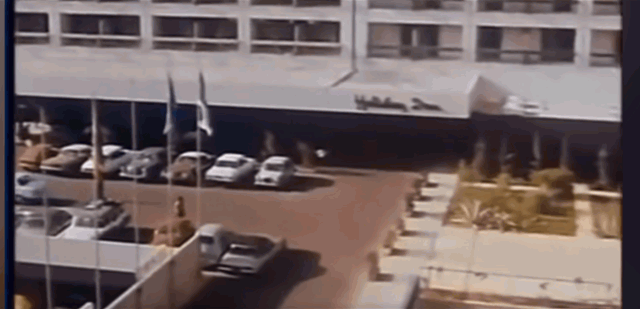 فيديو نادر من بيروت.. ملكة جمال الكون داخل فندق دمرته الحرب
