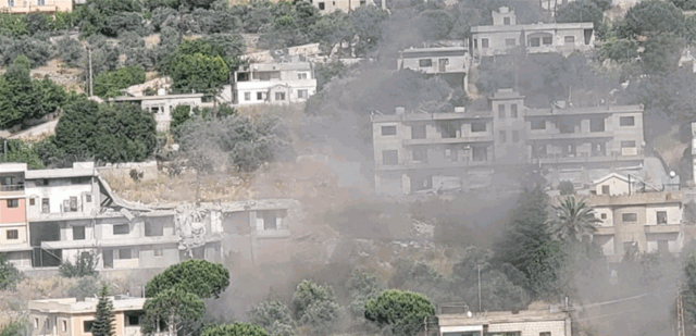 سقوط 5 قذائف معادية بين المنازل في حولا