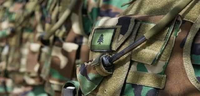 احتفال عسكري رمزي في وزارة الدفاع وتلاوة أمر اليوم لمناسبة ذكرى المقاومة والتحرير