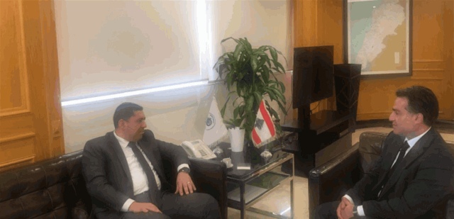 حمية بحث مع مكاوي في تقديم التسهيلات في المطار لهيئة رعاية شؤون الحج والعمرة