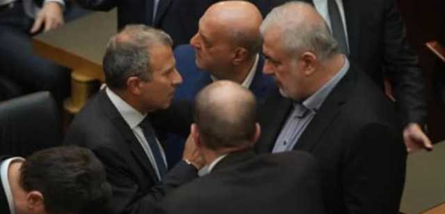 بعد محاولة وصل ما انقطع.. هل يرفع حزب الله الثمن مقابل عودة باسيل؟!