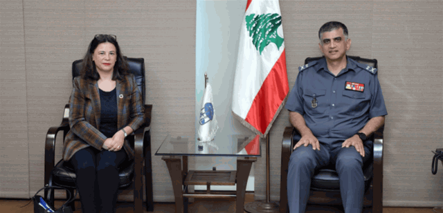 عثمان بحث وممثلة ال UNDP تطوير التعاون في مختلف المجالات