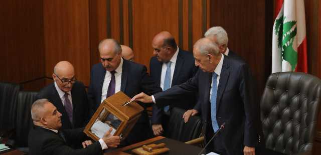 أفكار متضاربة.. سباق بين الانتخابات المبكرة والتمديد!