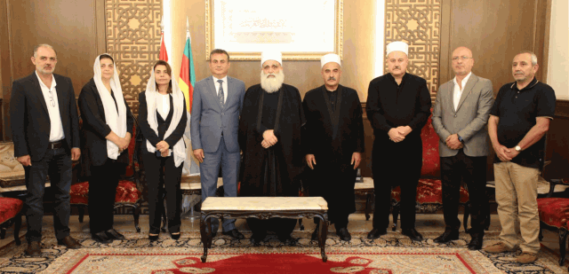أبي المنى عقد اجتماعات عمل مع لجان المجلس المذهبي