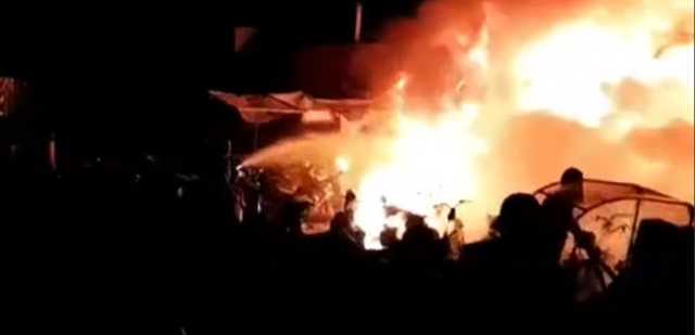 حريق كبير على أوتوستراد التبانة.. هذا ما جرى فجرا