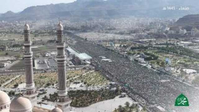 ميدان السبعين بصنعاء يشهد أكبر احتفالية بمناسبة ذكرى المولد النبوي الشريف