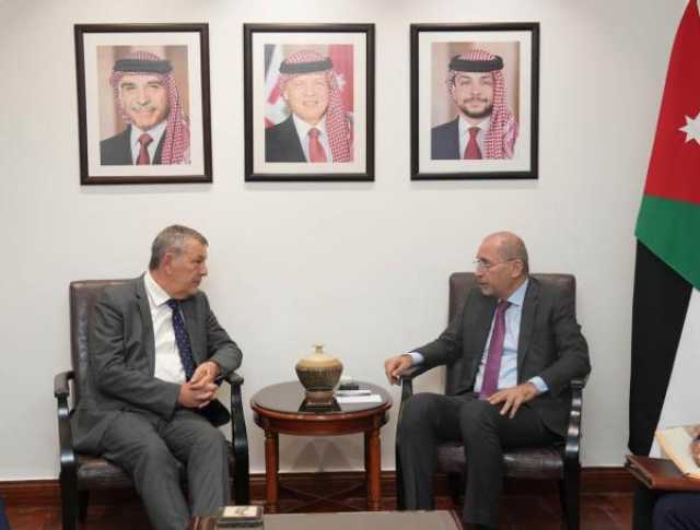 ط­ظˆظ„ ط§ظ„ظ…ظˆظ‚ط¹