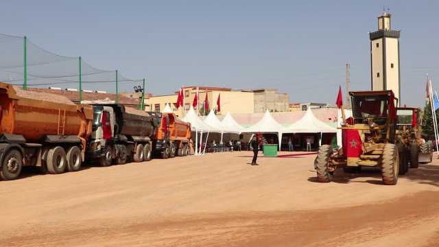بمناسبة عيد العرش بأيت بوبيدمان.. تدشين مركب اجتماعي وملعب للقرب وانطلاقة أشغال هيكلة أحياء الناقصة التجهيز+ فيديو