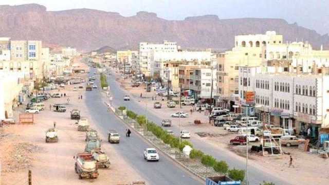 منع أبناء المحافظات الشمالية من دخول مدينة تحت سيطرة الانتقالي.. وتفتيش دقيق بالبطاقة الشخصية