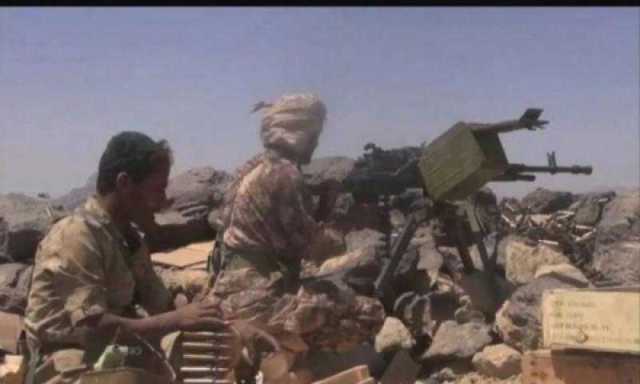 اندلاع معارك ضارية صباح اليوم جنوبي اليمن ووصول تعزيزات ضخمة ونزوح جماعي للسكان